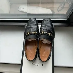 Gucci | Shoes | Gucci Mens Leather Fringe Horsebit Loafer  display picture 3